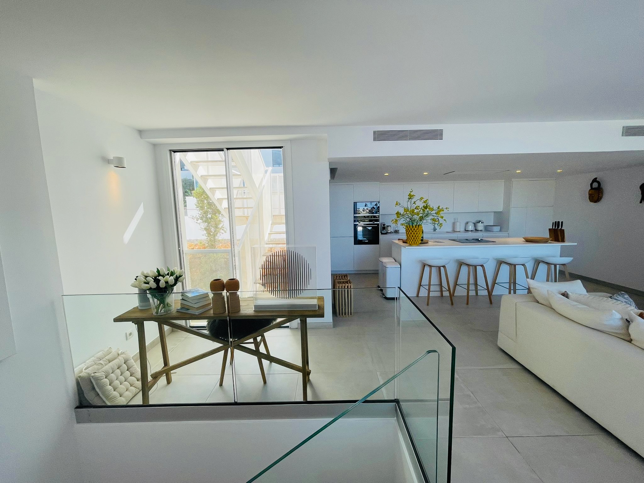 Resa Estates Ibiza for sale koop penthouse Cala Vadella Living 4.jpeg